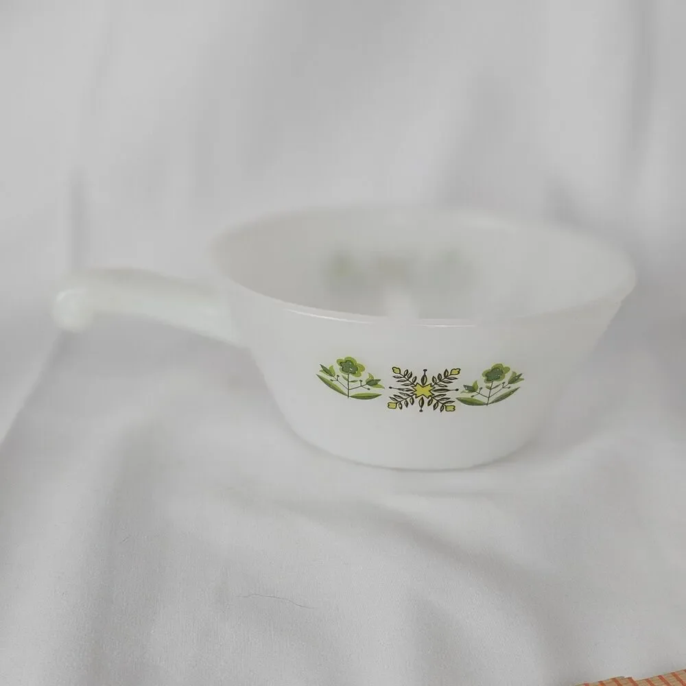 Vintage Anchor Hocking Fire King Green Meadows Floral Milk Glass Soup Bowl R2A1